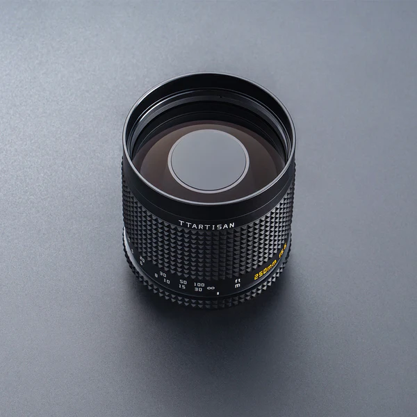 TTArtisan 250mm F5.6 Full Frame Reflex Doughnut Bokeh Lens for M42 TTArtisan 250mm F5.6 Full Frame Reflex Doughnut Bokeh Lens for M42