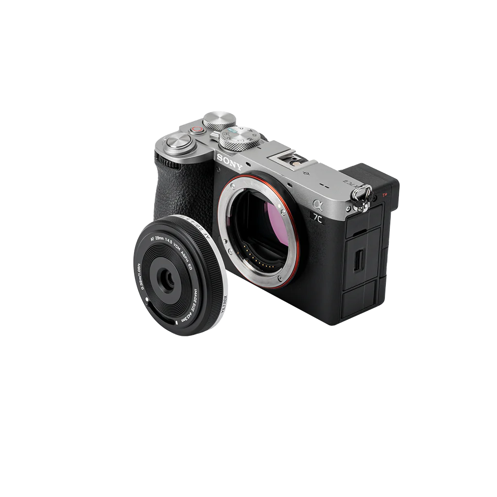 Viltrox AF 28mm F4.5 Full Frame Lens, 60g Chips Ultra-Thin Lens Viltrox AF 28mm F4.5 Full Frame Lens, 60g Chips Ultra-Thin Lens