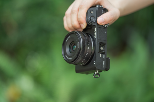 7Artisans AF 18mm F2 Released: The Lightest Autofocus Pancake Lens